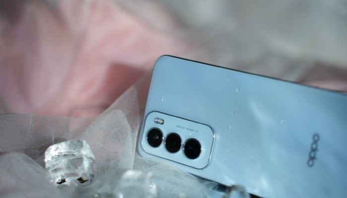 OPPO Reno 12有IP68级别的防尘防水吗？