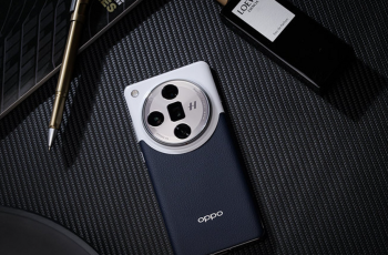 OPPO Find X8 Ultra和iPhone16 Pro Max哪个好，两款手机对比分析