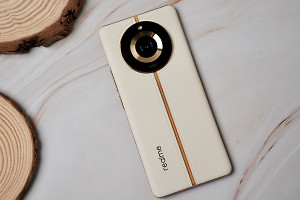 真我Realme11Pro+如何修改定位