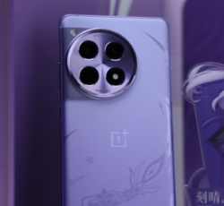 一加Ace 3原神刻晴定制机有什么颜色？