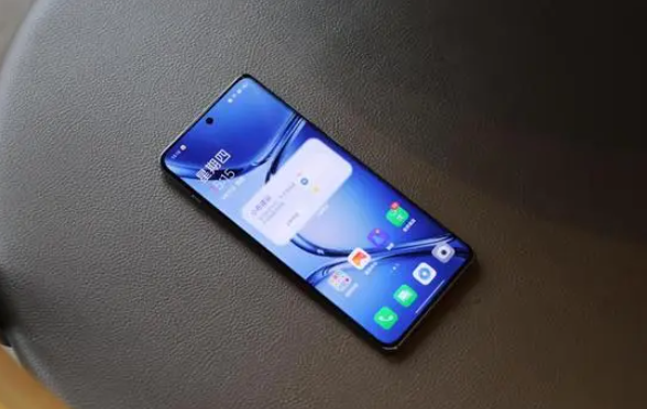 一加 Ace3 Pro中框是塑料的吗？