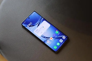 一加 Ace3 Pro中框是塑料的吗？