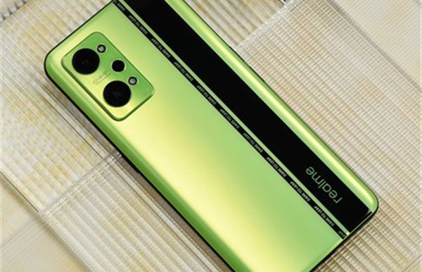 真我Q5狂欢版夜景模式开启教程分享