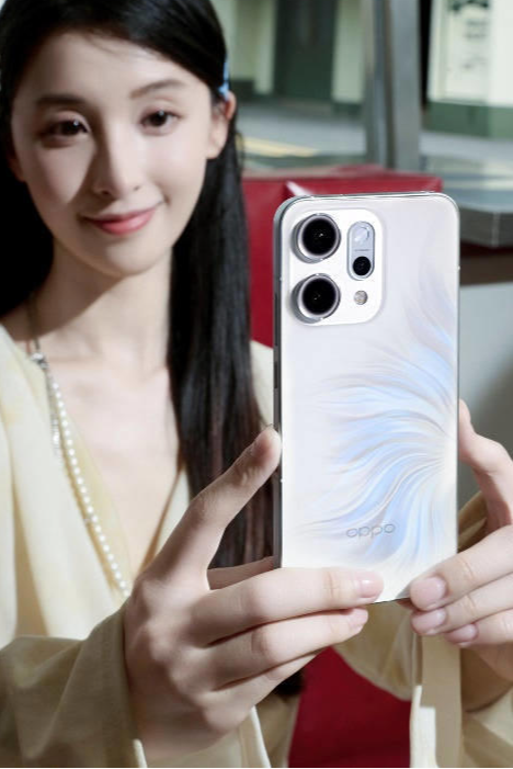 OPPO Reno14系列人鱼姬配色，颜值爆表，小直屏设计令人心动！