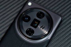 OPPO Find X7 Ultra卫星通信版有马里亚纳芯片吗？