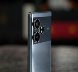 真我Realme GT Neo6 SE后盖是什么材质？