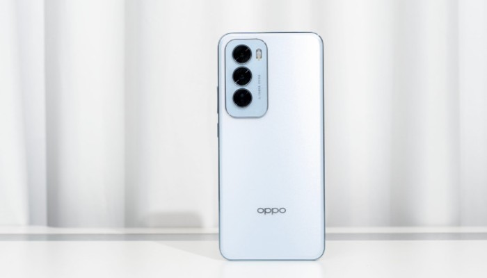 OPPO Reno 12中框材质介绍