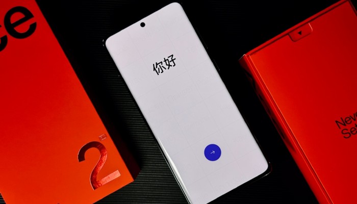 一加Ace2Pro和一加Ace2屏幕有什么不同之处