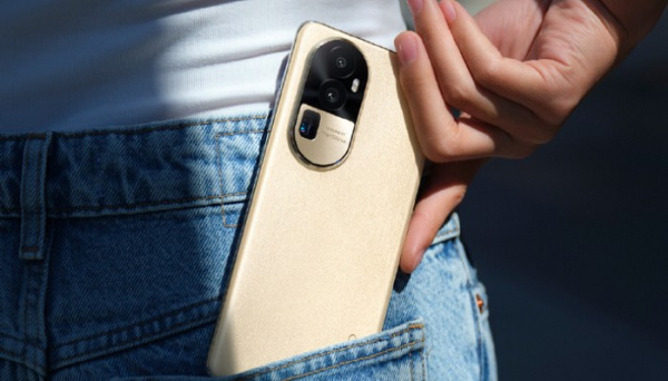 OPPO Reno 10 Pro+是不是直面屏