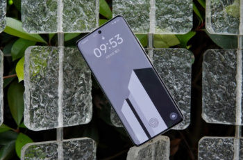 真我Realme GT Neo6 SE屏幕尺寸有多大？