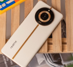 真我Realme11Pro微信朋友圈置顶怎么设置