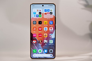 真我Realme12 Pro有独立耳机孔吗？