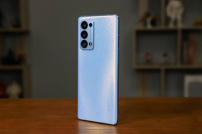 OPPO Reno6 Pro+屏幕分辨率介绍