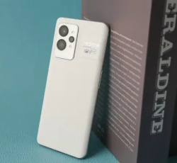 真我realme GT2 Pro的充电接口介绍