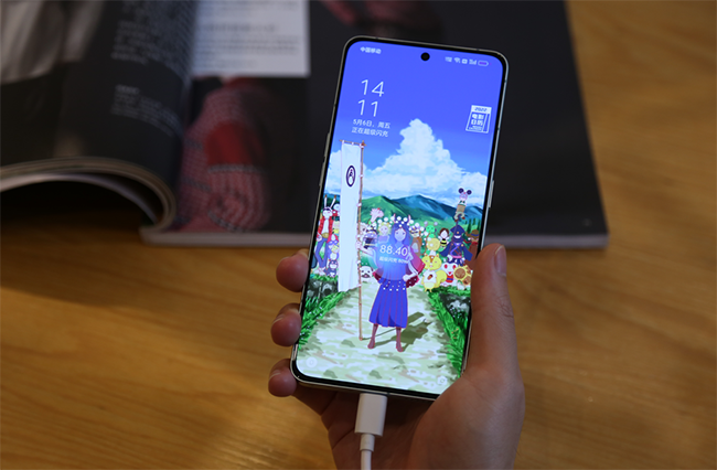 OPPO Reno8 pro+是直屏还是曲面屏
