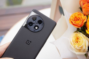 一加 Ace 2将于今日正式开售！12GB运存起步，仅需2799元