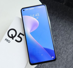 真我realme Q5 Pro自拍效果介绍