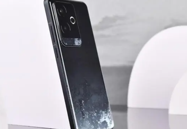 真我Realme GT6充满电能用多久？