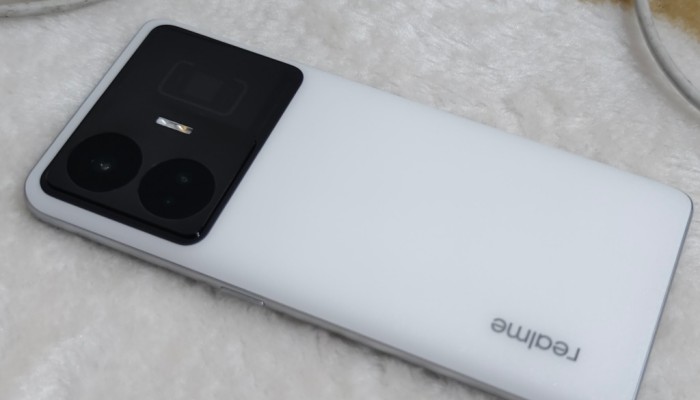 真我Realme GT Neo5玩王者荣耀掉帧怎么解决