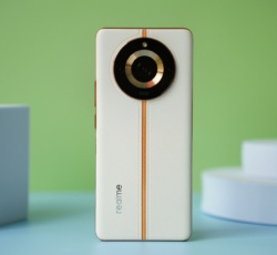 真我Realme11屏幕滑动延迟如何解决