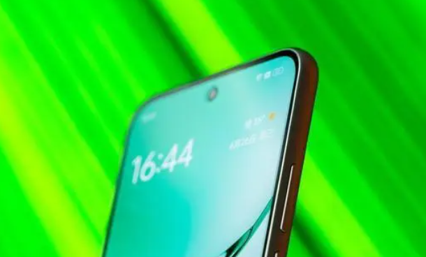 OPPO A3（5G）是直屏手机吗？