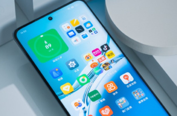 OPPO A3 Pro是OLED屏幕还是LCD屏幕？