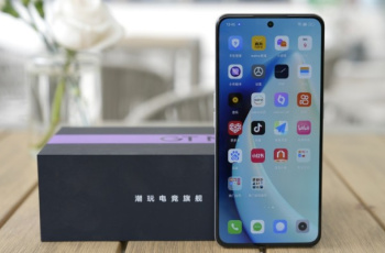 真我Realme GT Neo5在哪里设置桌面天气