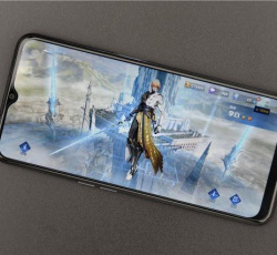 真我realme V20玩游戏卡不卡