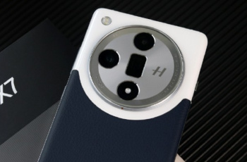 OPPO Find X7耳机孔在哪？