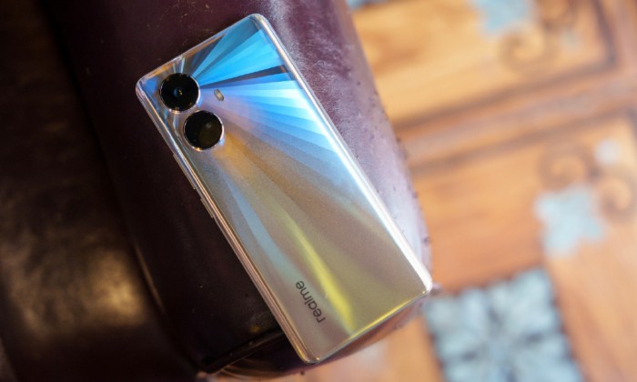 真我realme 10 pro+怎么截长图