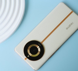 真我Realme11Pro+收不到微信消息是为什么