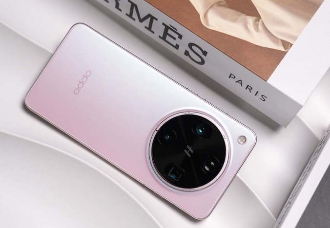 Find X8 Ultra通信新突破：OPPO山海芯片让信号无处不在