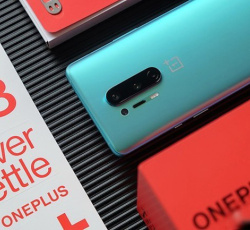 一加8pro原装屏幕多少钱