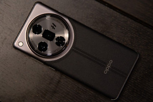 OPPO Find X7 Ultra卫星通信版和普通版有哪些区别？