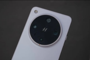 硬核测评！OPPO Find X8 Ultra极限测试：租直升机测夜间拍照性能