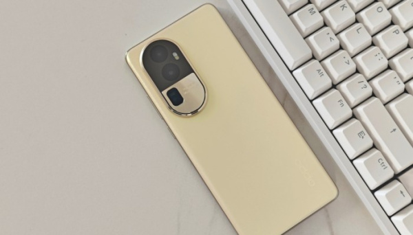 OPPOReno10Pro+有哈苏镜头吗