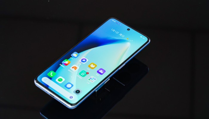 真我Realme GT Neo6 SE是金属中框还是塑料中框？
