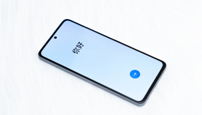 OPPO K12x是直屏还是曲屏？