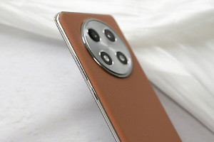 OPPOA2Pro插卡教程
